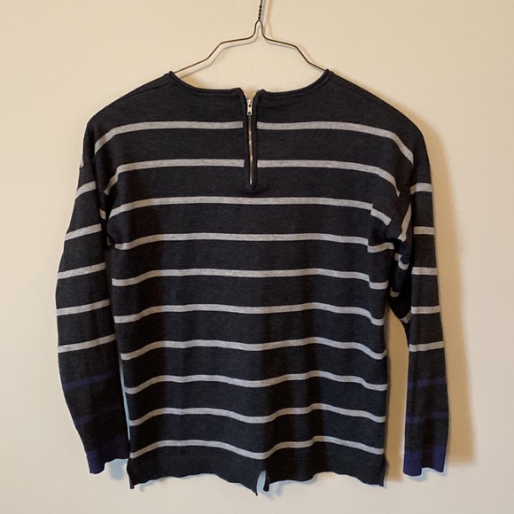 Sweater size medium super soft. Gray with white and blue stripes. - Picture 5 of 6